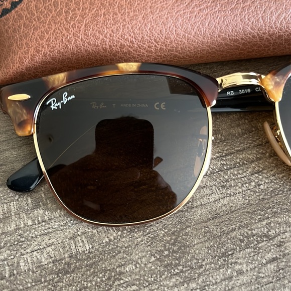 Ray-Ban Clubmaster classic tortoise - Picture 2 of 9